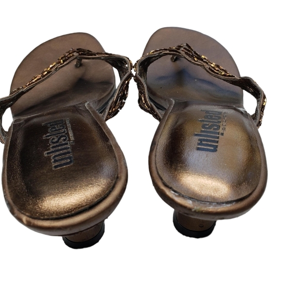 Unlisted | 90s Square Toe Vegan Leather Embellished Thong Block Heel Sandals 6.5 - Picture 7 of 11